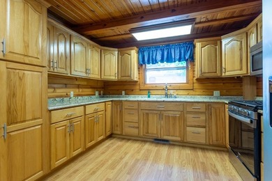 Welcome to your peaceful log home retreat! Nestled in a serene - photo 6