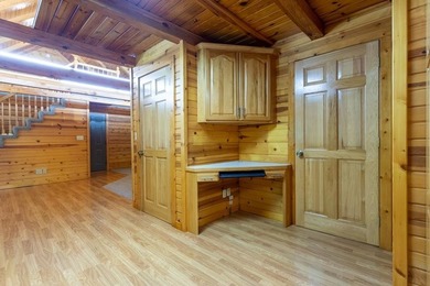 Welcome to your peaceful log home retreat! Nestled in a serene - photo 10