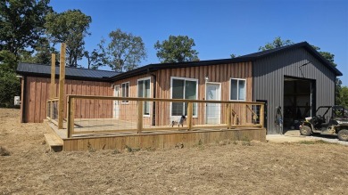 Lake Home For Sale in Summer Shade, Kentucky