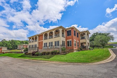 Lake life just got easier with this well-appointed condo - photo 1