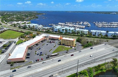 Presenting a rare opportunity to acquire a signature commercial - photo 2