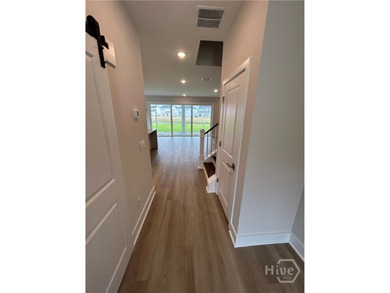 The Knoxville, where modern comfort meets Loft charm! This - photo 4