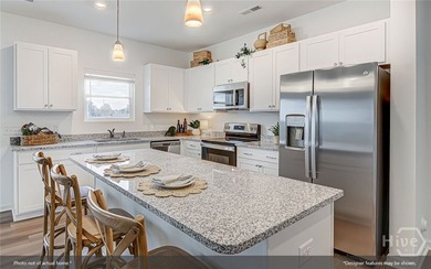 The Lancaster offers over 2,100 sq. ft. of well-designed living - photo 10
