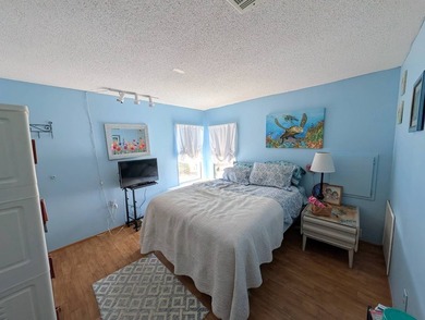 Brand new HVAC 2026! This wellkept 2 bedroom, 2 bath home has a - photo 32