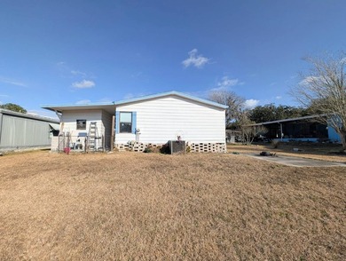 Brand new HVAC 2026! This wellkept 2 bedroom, 2 bath home has a - photo 35