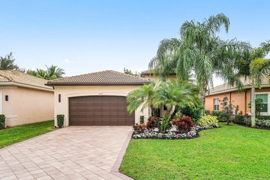 (private lake, pond, coastal) Home For Sale in Boynton Beach Florida