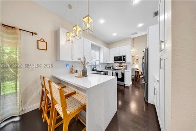 Welcome to Monarch Lakes, one of Miramar's most desirable gated - photo 8