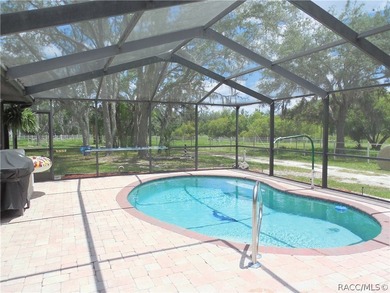 GREAT INVESTMENT OPPORTUNITY....This 3/2 home has an *in -law* - photo 3