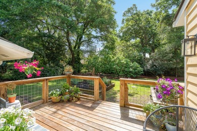 Charming 3BR Cottage on Lady's Island - Minutes to Downtown - photo 14