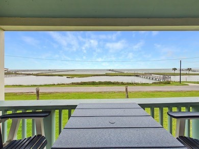 Welcome to your dream waterfront retreat, famously featured on - photo 8