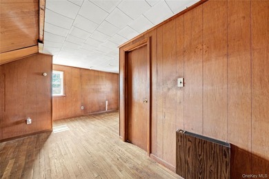 Unique Home in Lindy Village with Partial Dormer. Make This Your - photo 20