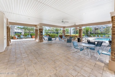 Move in ready, GROUND FLOOR condo in the heart of Jacksonville - photo 33