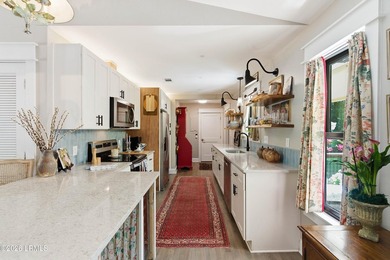 Charming 3BR Cottage on Lady's Island - Minutes to Downtown - photo 45