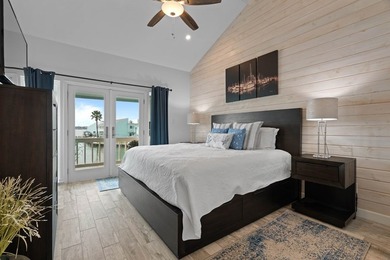 Welcome to this stunning Key Allegro condo, where serene water - photo 5