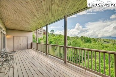 Prime Sugar Mountain Location - Only a 0.1-mile walk to the