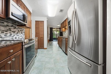 Welcome home to this amazing 4/2 home located in the heart of - photo 6