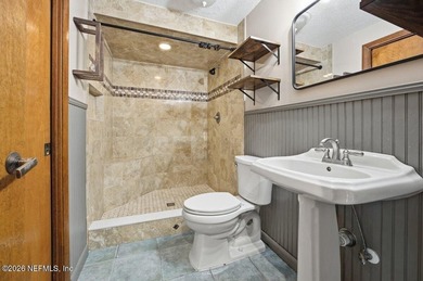 Welcome home to this amazing 4/2 home located in the heart of - photo 9