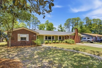 Well maintained ,spacious 4 bedrooms home. New Roof ,newer HVAC - photo 1
