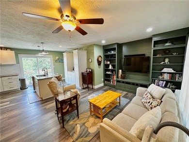 Welcome home! Modern living meet serenity in this charming home - photo 5