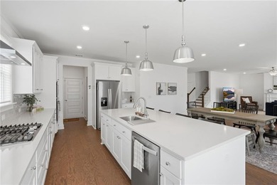 Welcome to Long Hollow Landing, where modern farmhouse design - photo 12
