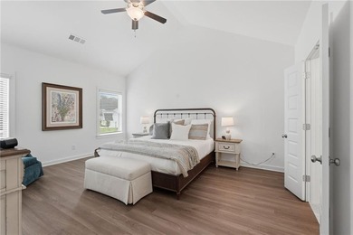 Welcome to Long Hollow Landing, where modern farmhouse design - photo 15