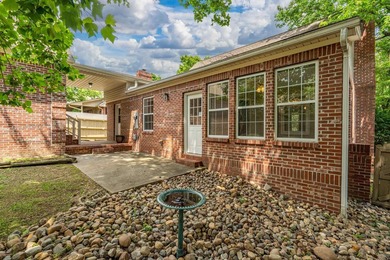 Welcome to your storybook retreat nestled in the beautiful - photo 36