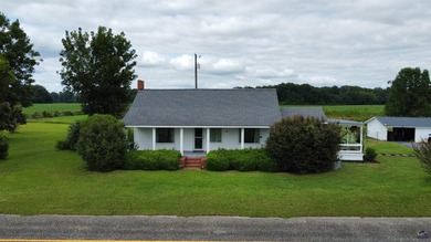 (private lake, pond, creek) Home For Sale in Cochran Georgia