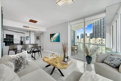 This 1-bedroom, 1.5-bath residence at Platinum Condominium