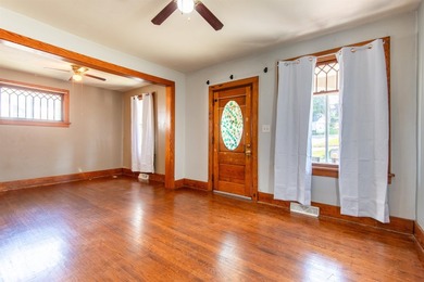 Addorable 3-bedroom home with classic charm and nearly 1,200 - photo 8