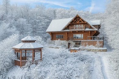 (private lake, pond, creek) Home For Sale in Sutton QC