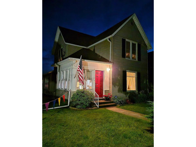 Charm and Comfort!!! This beautifully updated and well cared for - photo 4