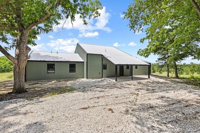 Lake Home For Sale in Honey Grove, Texas