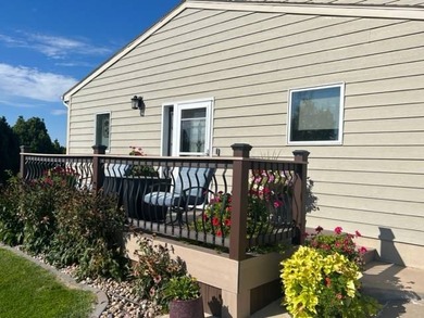 This well-maintained lake home has been totally remodeled with - photo 5
