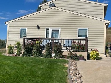 This well-maintained lake home has been totally remodeled with - photo 6