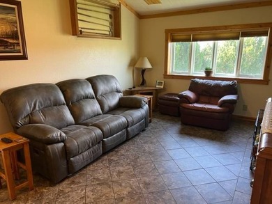 This well-maintained lake home has been totally remodeled with - photo 10