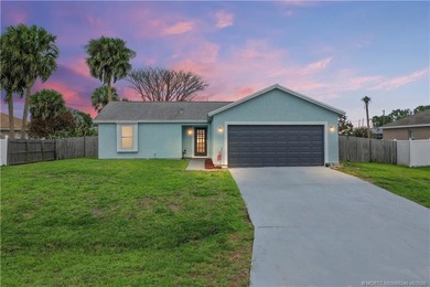 Welcome home to this 3 bedroom 2 bath 2 car garage with Pool - photo 2