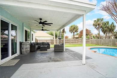 Welcome home to this 3 bedroom 2 bath 2 car garage with Pool - photo 3