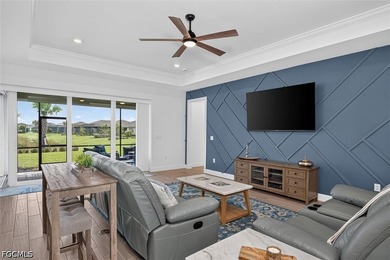 Designer-Furnished Luxury Living with Exceptional Indoor-Outdoor - photo 12