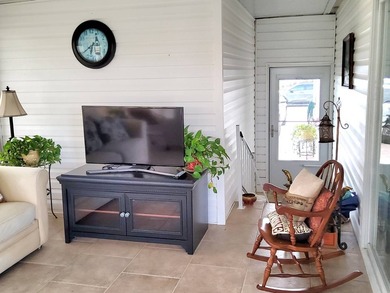 Beautiful Water View! Charming 2-Bed, 2-Bath Manufactured Home - photo 14
