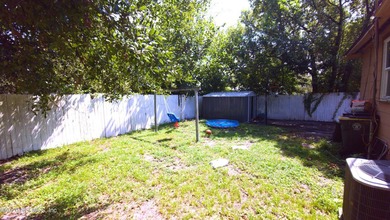Don't miss this turnkey 3-bedroom, 2-bathroom, 1,208 sqft - photo 7