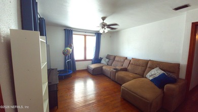 Don't miss this turnkey 3-bedroom, 2-bathroom, 1,208 sqft - photo 10