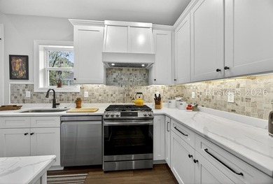 Stunning 2025 custom built home in the desirable Live Oaks - photo 22
