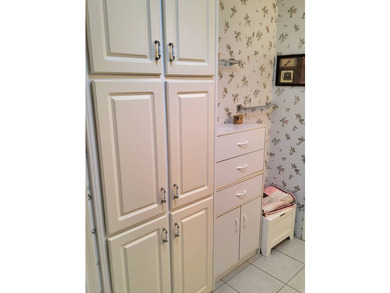 Beautiful Water View! Charming 2-Bed, 2-Bath Manufactured Home - photo 22