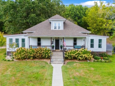 Lake Home For Sale in Bowling Green, Kentucky