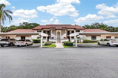Move right in and start living the Florida dream! This - photo 2