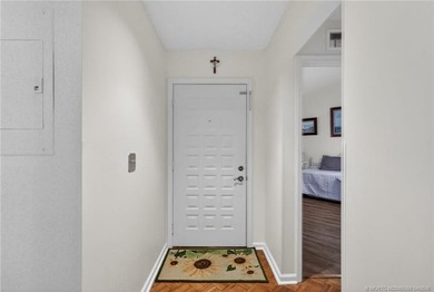 Move right in and start living the Florida dream! This - photo 9