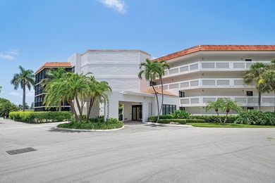 Welcome to this beautifully renovated residence featuring 2 - photo 1