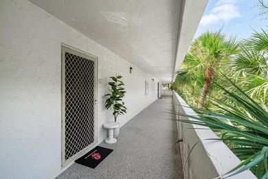 Welcome to this beautifully renovated residence featuring 2 - photo 2