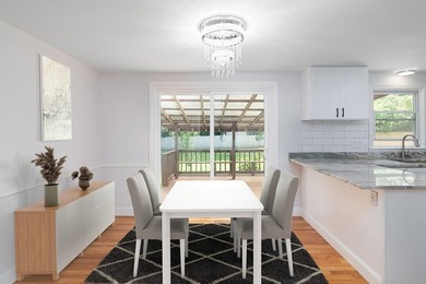Location. Set on a quiet street in desirable Warwick Neck this - photo 14