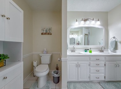 Lake Seminole living at its finest! This beautifully maintained - photo 15